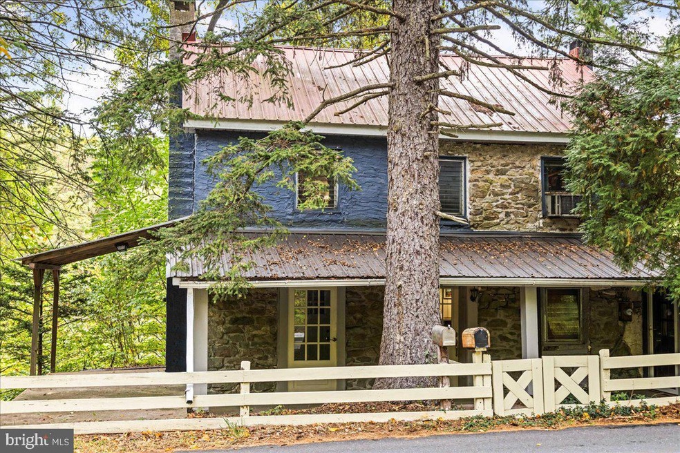 165 Woodchoppertown Rd, Boyertown, PA 19512 - photo 1