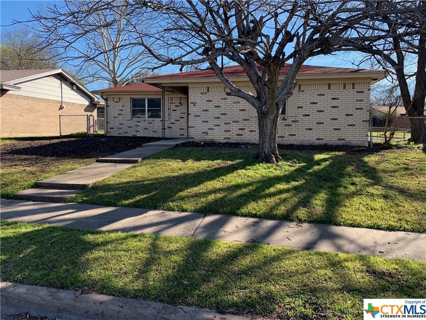 1102 Magnolia St, Copperas Cove, TX 76522 - photo 1