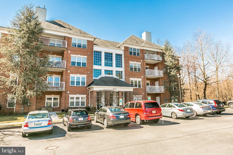 12107 Tullamore Ct unit 304, Lutherville Timonium, MD 21093 - photo 1