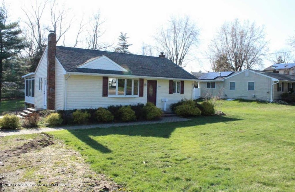 180 Ravine Dr, Matawan, NJ 07747 - photo 1