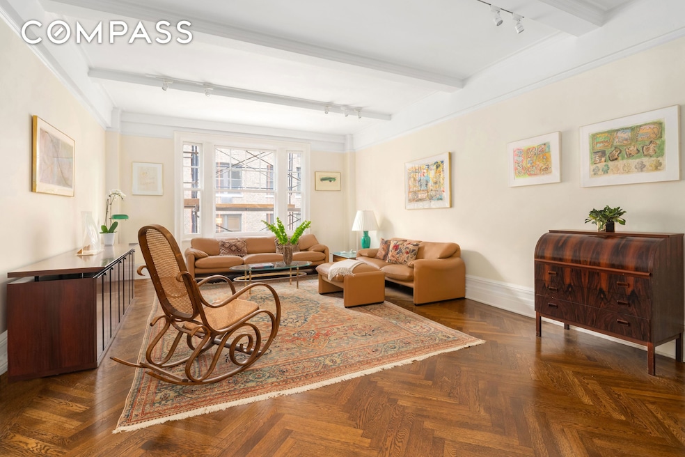 For Sale $2,495,000 • Co-Listing Agent