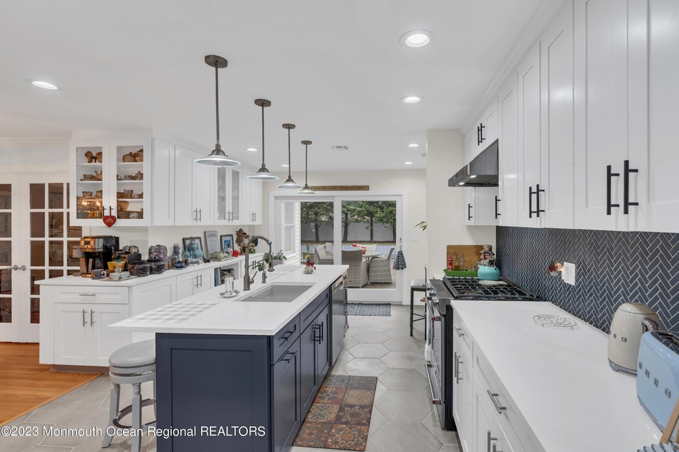 162 Catherine St, Red Bank, NJ 07701 - photo 1