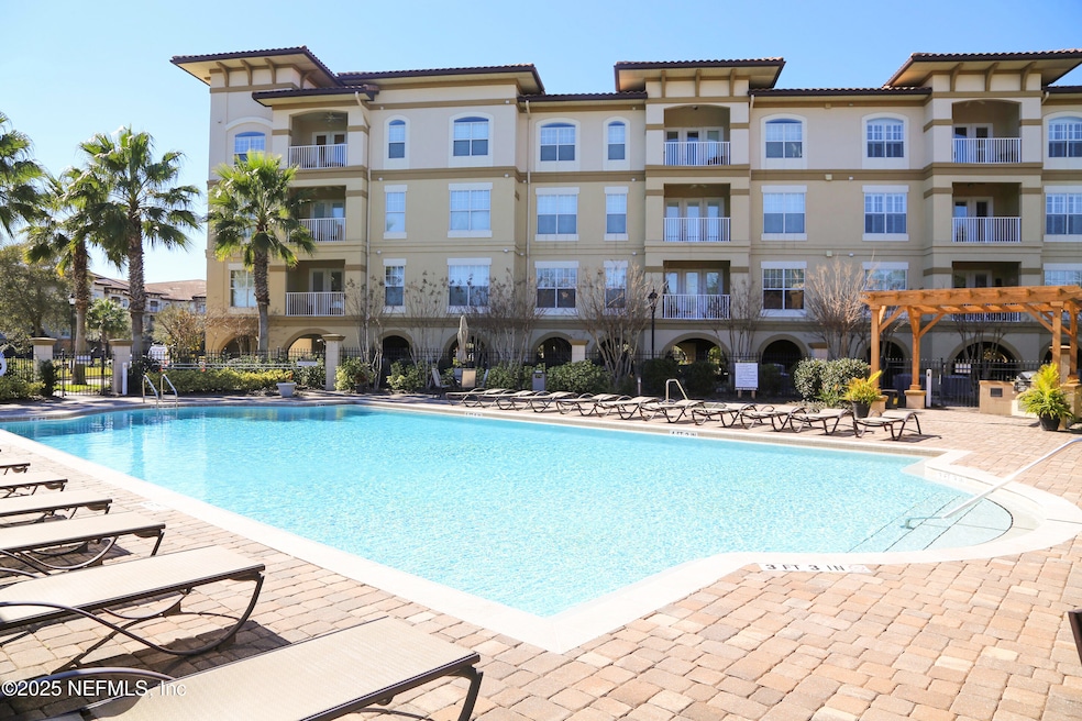 For Sale $485,000 • Co-Listing Agent