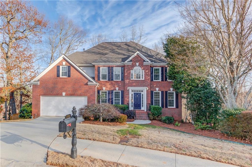 Welcome to 1740 Riverglen Drive!