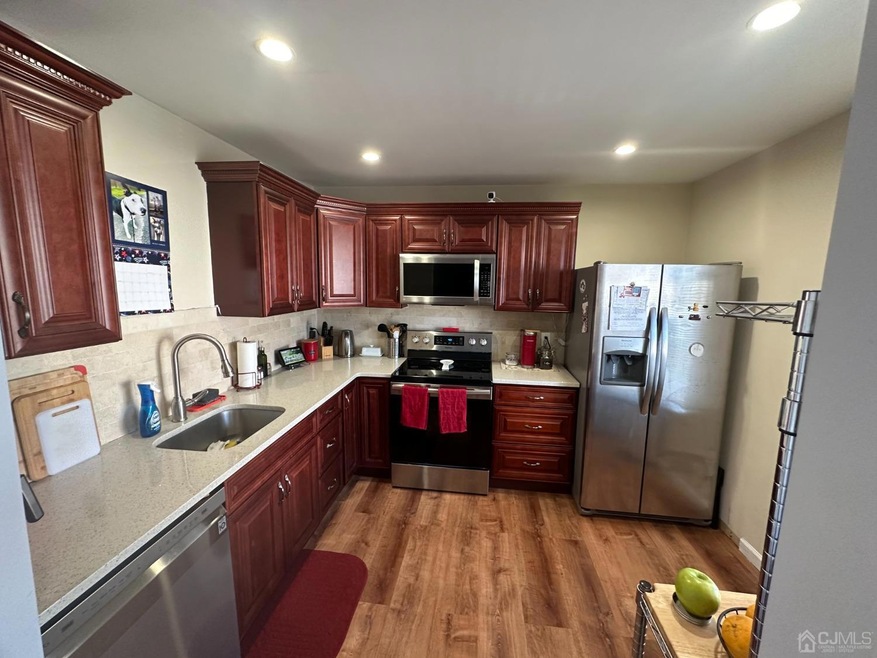 3 Avon Dr unit Z3, East Windsor, NJ 08520 - photo 1