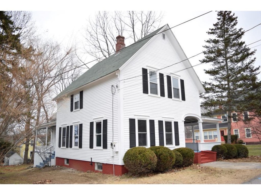 76 Pine St, Franklin, NH 03235 - photo 1