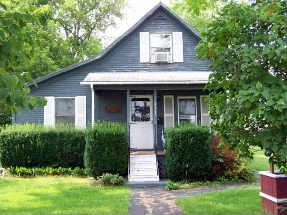 113 Temple St, Rutland, VT 05701 - photo 1