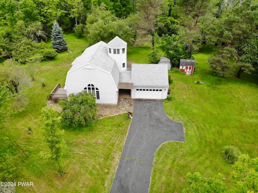 147 Schoolhouse Rd, Honesdale, PA 18431 - photo 1