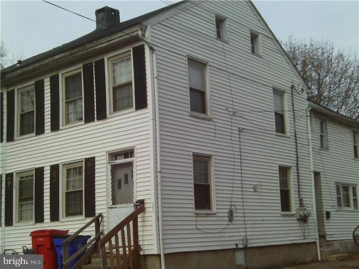 341 Walnut St unit REAR, Pottstown, PA 19464 - photo 1