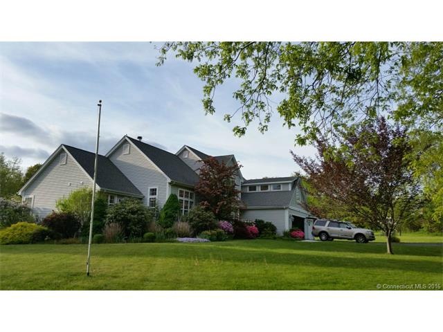 39 Chester Main Rd, North Stonington, CT 06359 - photo 1