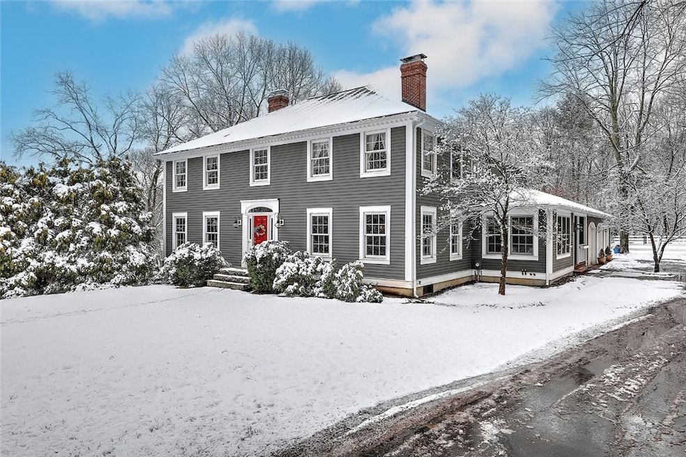 17 Highpoint Dr, North Smithfield, RI 02896 - photo 1