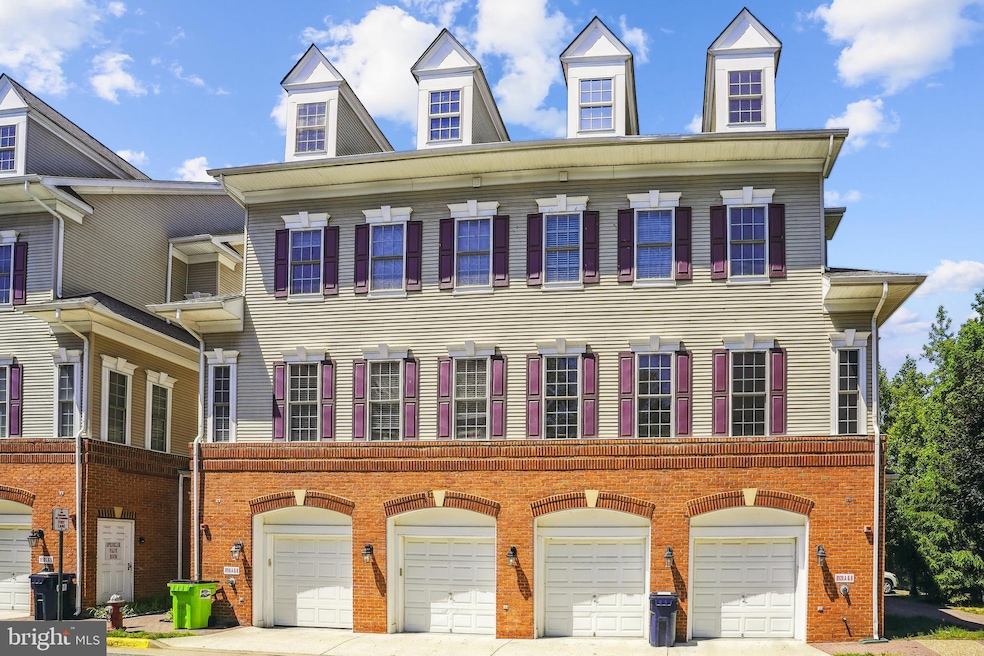 8930 Milford Haven Ct unit 30A, Lorton, VA 22079 - photo 1