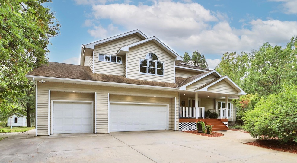 10551 E Shore Dr, Merrifield, MN 56465 - photo 1