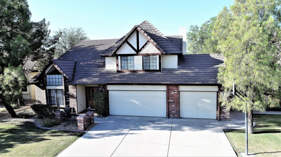 1337 E Krista Way, Tempe, AZ 85284 - photo 1