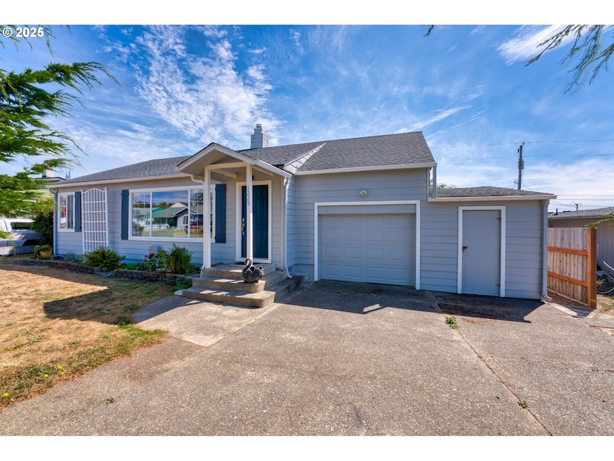 1225 Hub St, Brookings, OR 97415 - photo 1