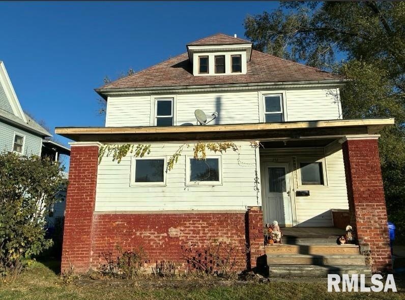 732 S Main St, Kewanee, IL 61443 - photo 1