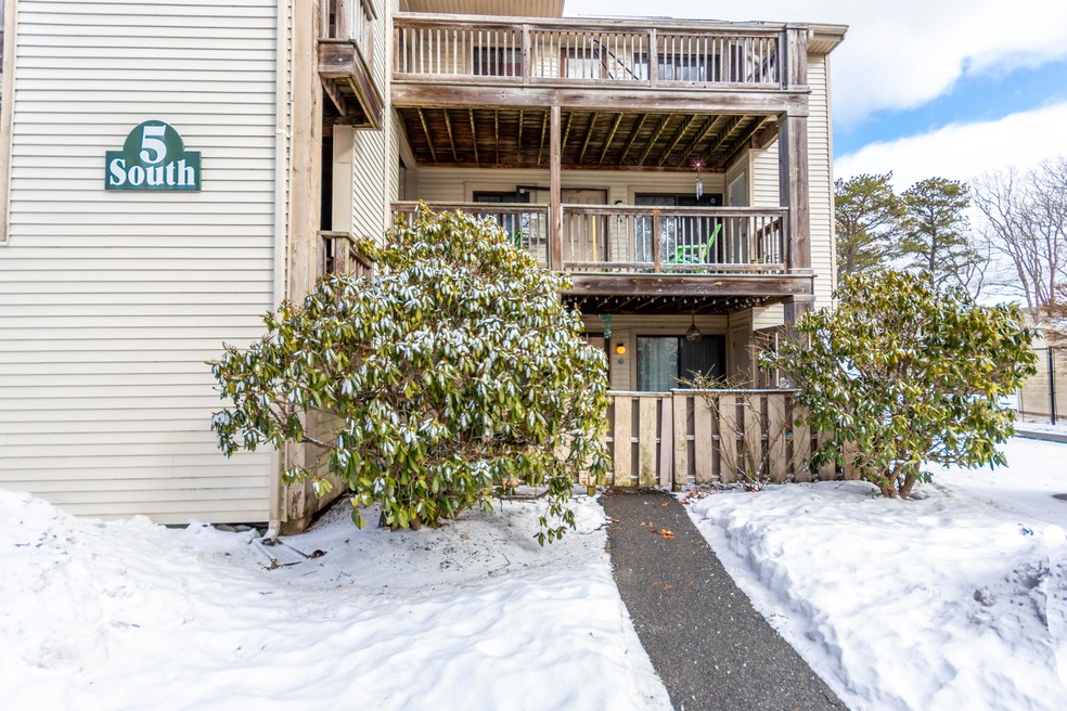 First floor end unit