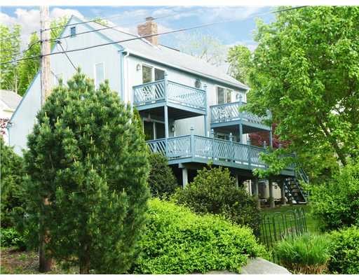 89 Frigate St, Jamestown, RI 02835 - photo 1