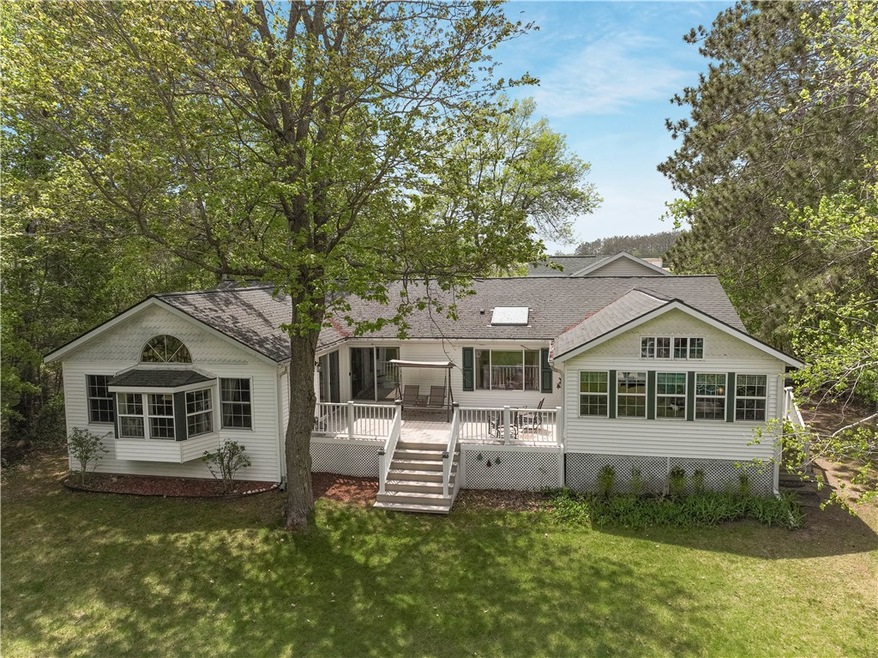 Under Contract $699,900