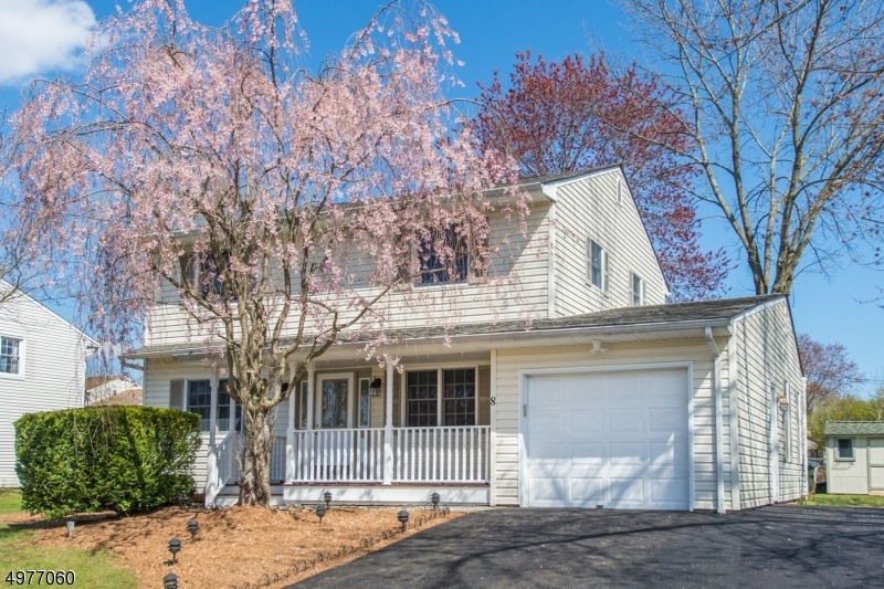 8 Beekmeer Place, Flanders, NJ 07836 - photo 1