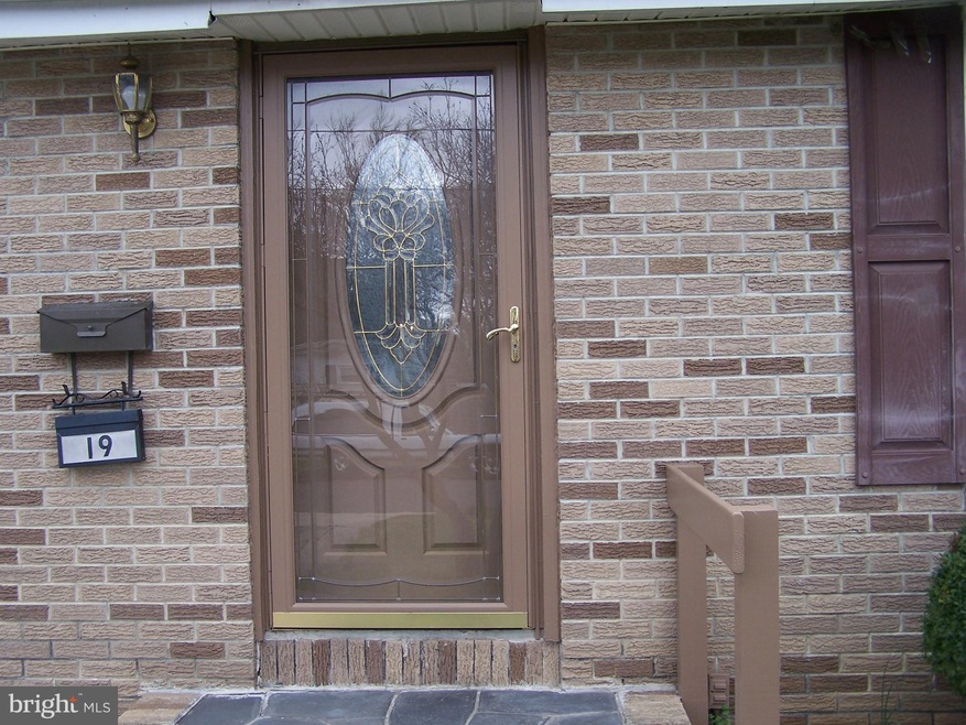 19 Birch Ave, Maple Shade, NJ 08052 - photo 1