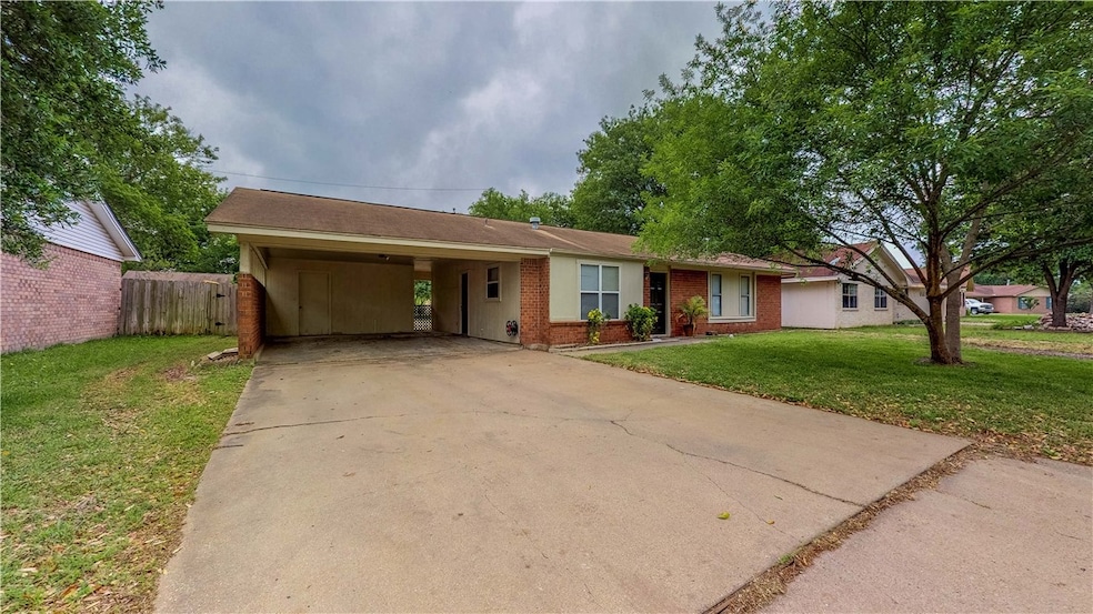 1108 Forest Glen Ct, Bryan, TX 77803 - photo 1