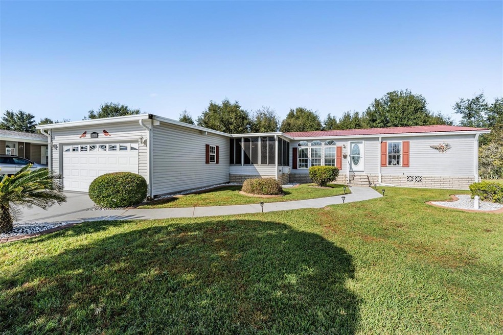 37353 Gill Ave, Zephyrhills, FL 33541 - photo 1