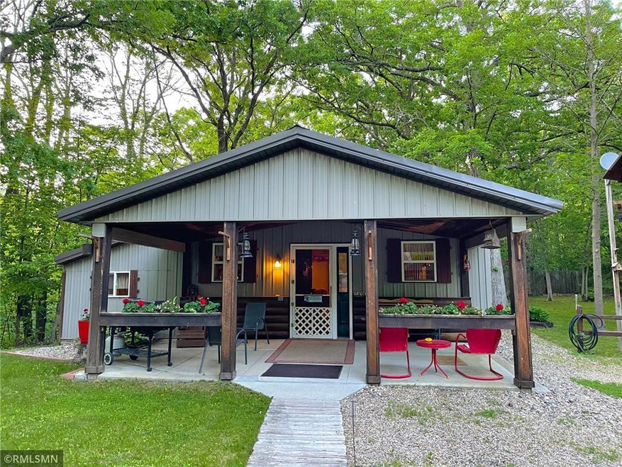 Wonderful ‘Cabin in the Woods’ set on over 5 acres