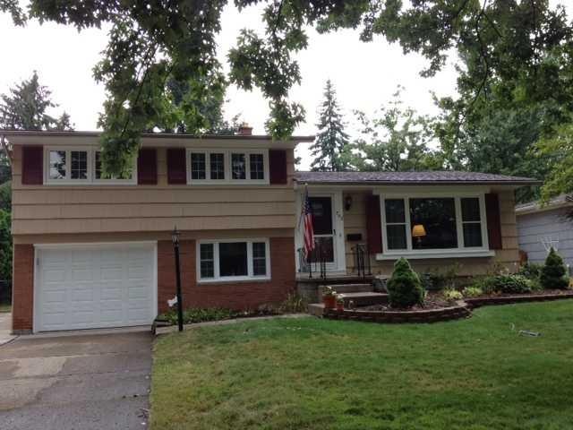 752 Westbrook Dr, North Tonawanda, NY 14120 - photo 1