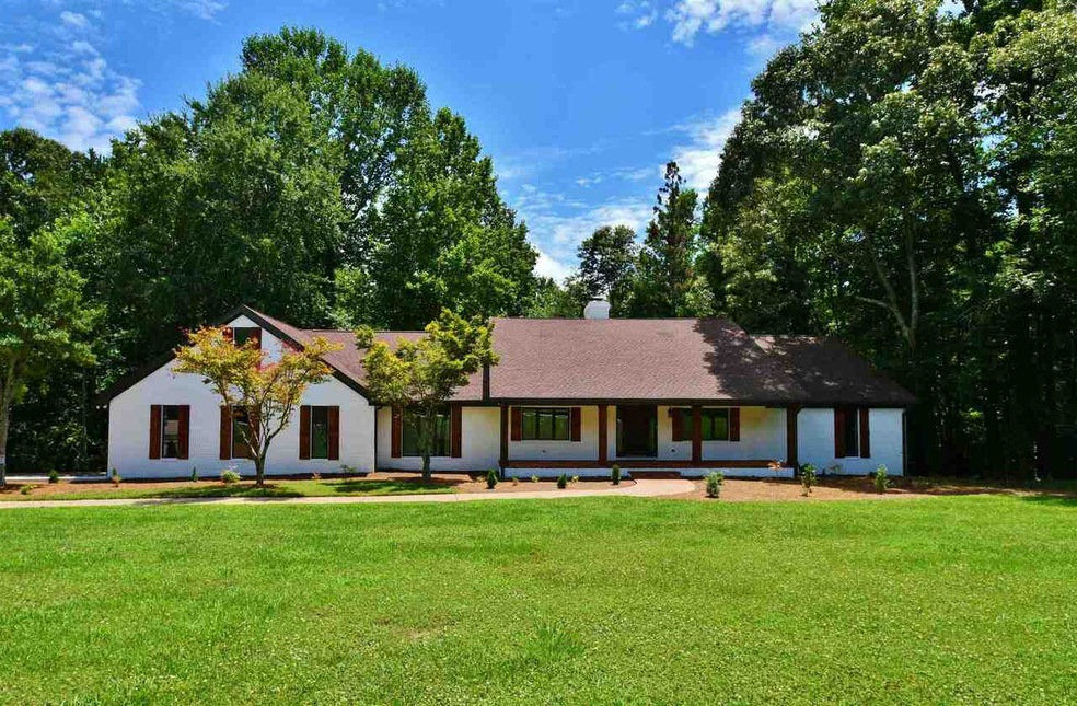 3525 Greystone Rd, Gainesville, GA 30506 - photo 1