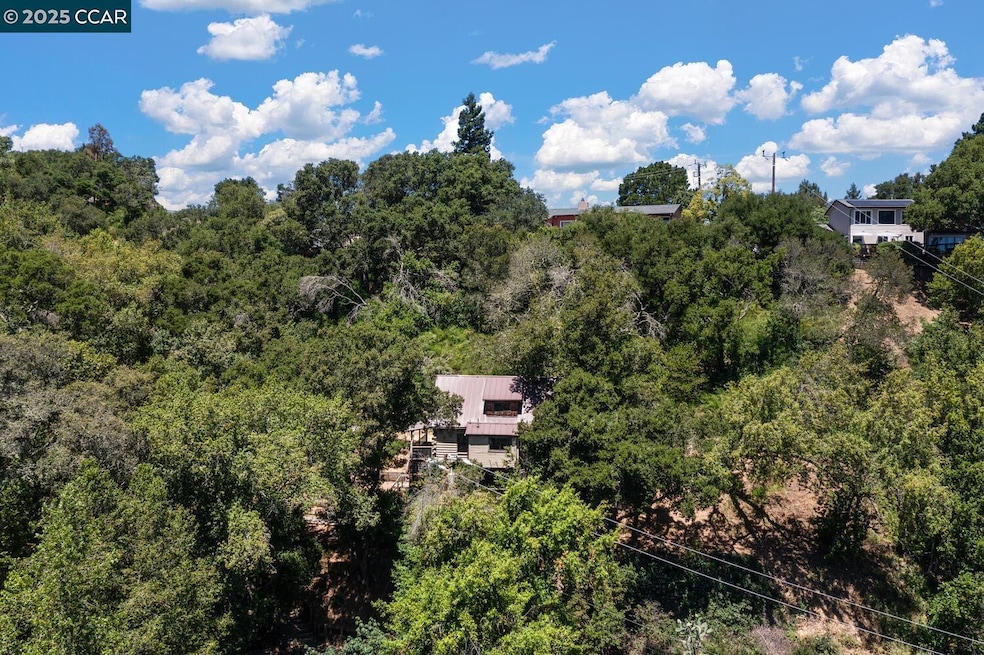 For Sale $595,000 • Co-Listing Agent