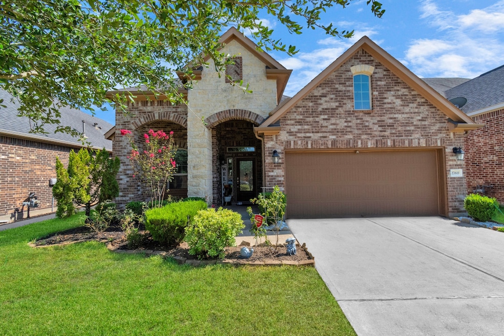 27611 Gracefield Ln, Fulshear, TX 77441 - photo 1