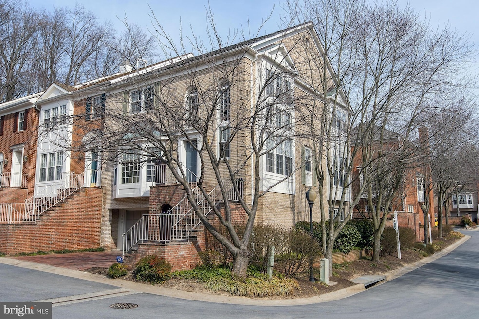 8001 Quarry Ridge Way, Bethesda, MD 20817 - photo 1