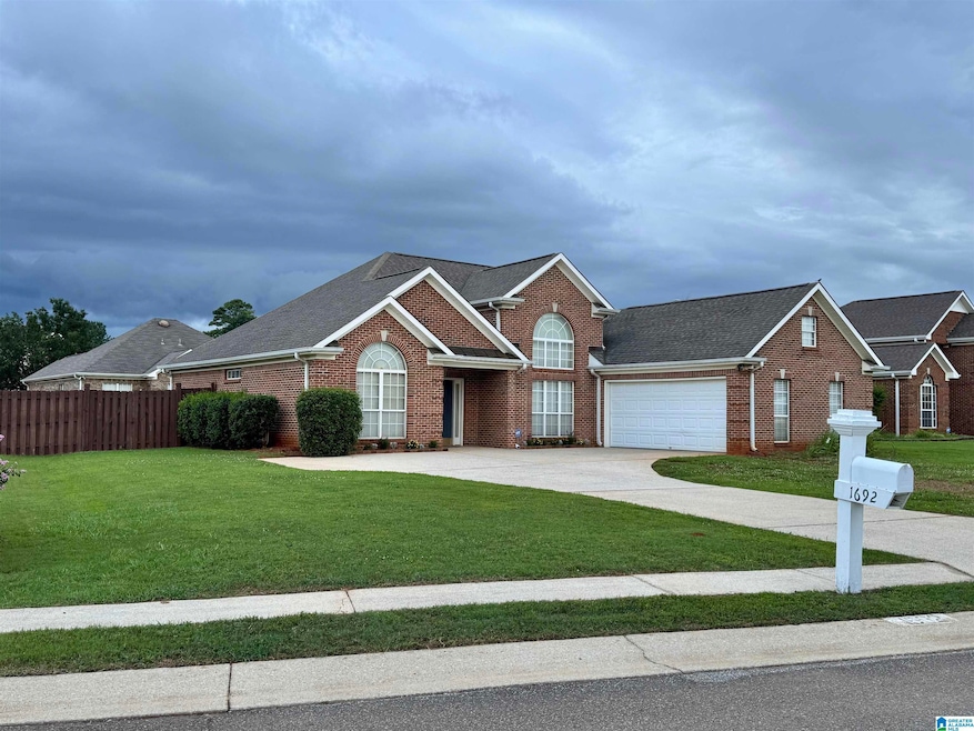 Sold $305,000 • Co-Listing Agent