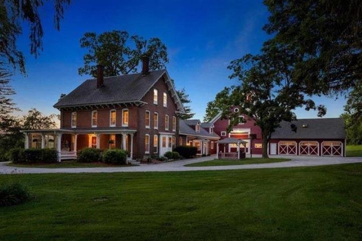 128 Merrimack St, Hooksett, NH 03106 - photo 1