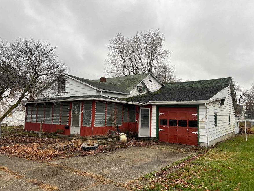 115 S Baxter St, Auburn, IN 46706 - photo 1