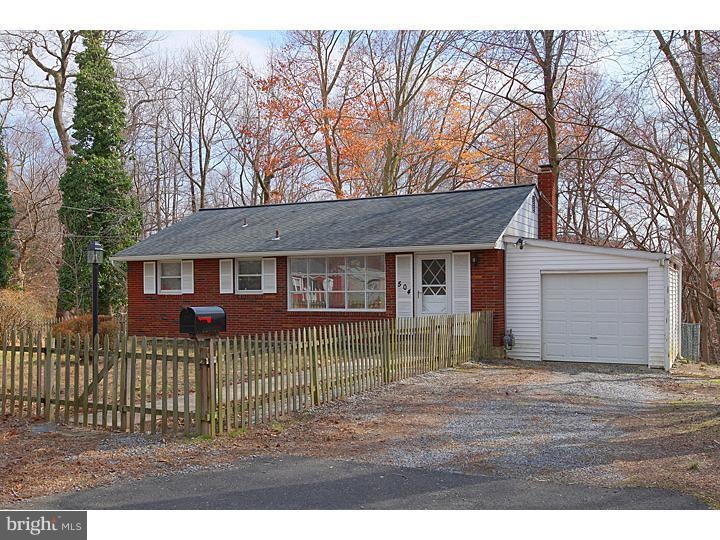 504 Smith Ln, Runnemede, NJ 08078 - photo 1