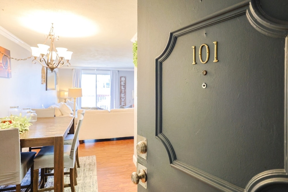 116 Boston Post Rd E unit 101, Marlborough, MA 01752 - photo 1