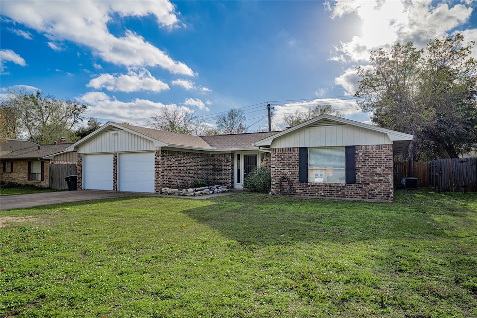 1804 Laura Ln, College Station, TX 77840 - photo 1