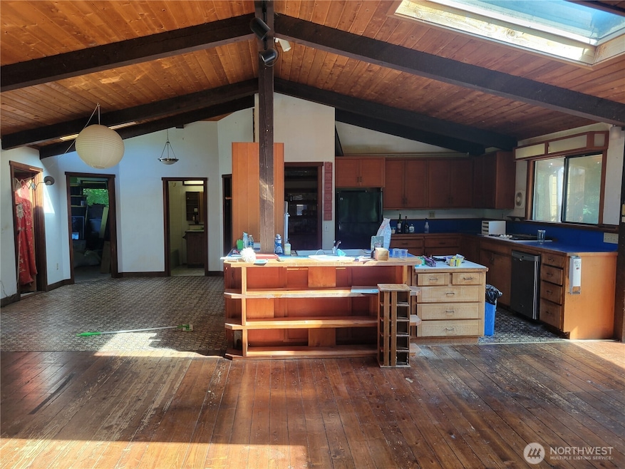 Sold $460,000