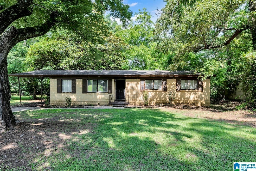 1341 Hatfield Ln, Birmingham, AL 35215 - photo 1