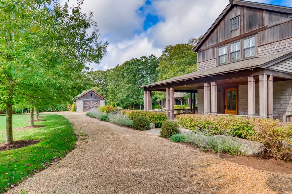 Main house approach