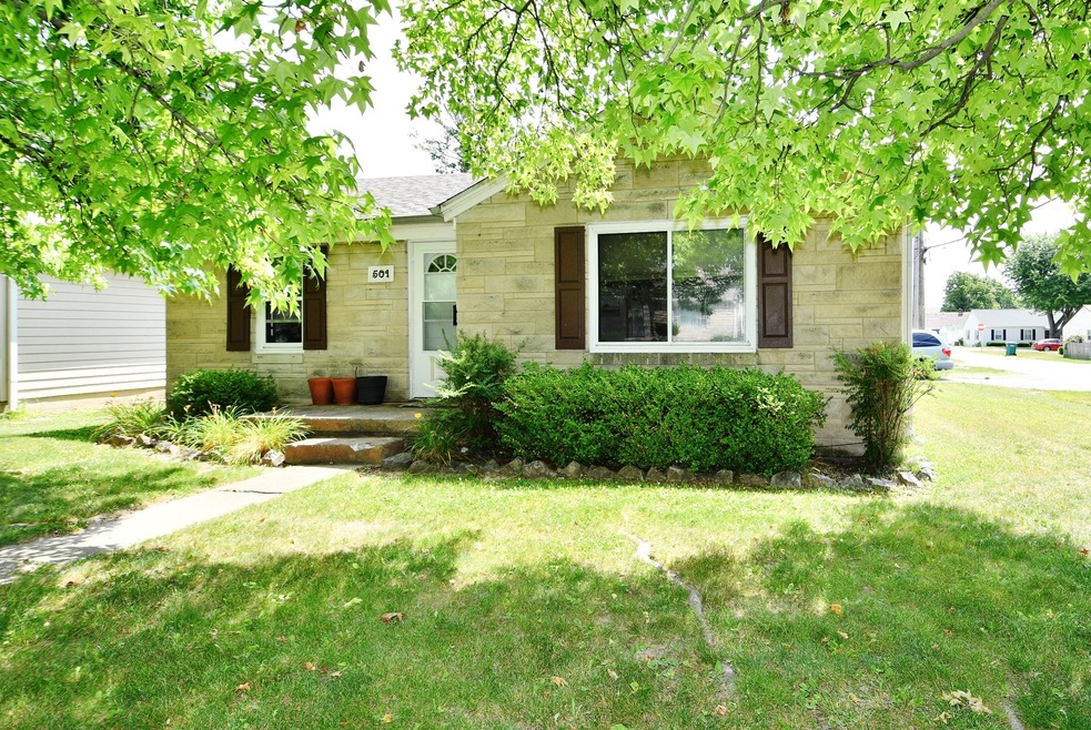 501 Duffey St, Plainfield, IN 46168 - photo 1