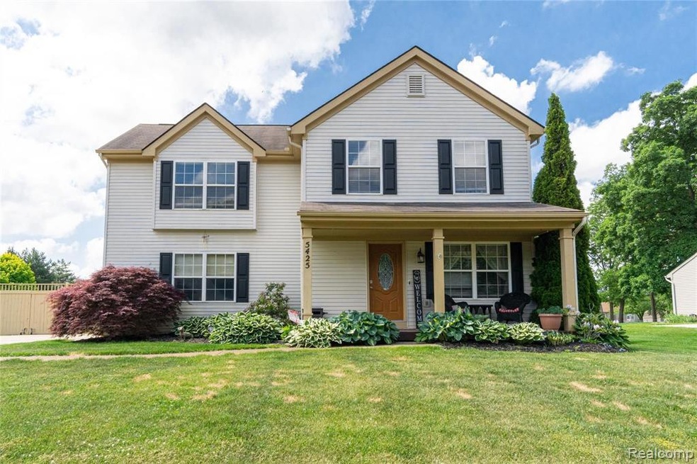 Exteriors (4 of 17).jpg
