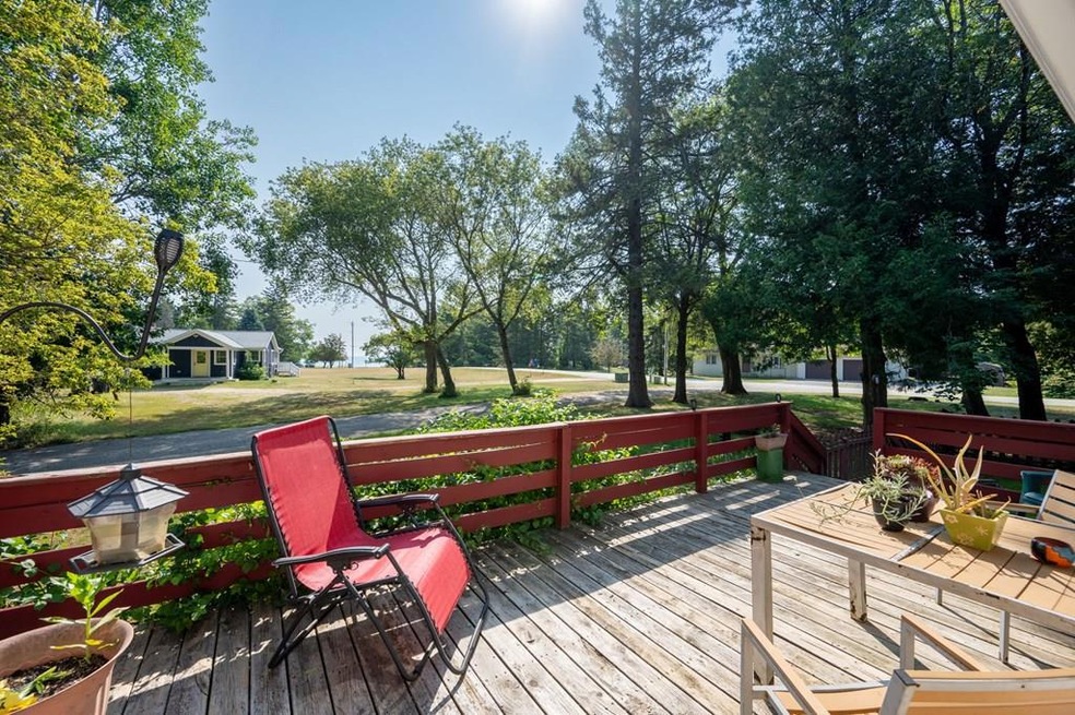 Sold $463,000
