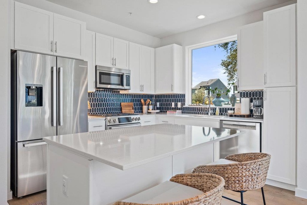 3619 Jetson Way unit 1106, Austin, TX 78723 - photo 1