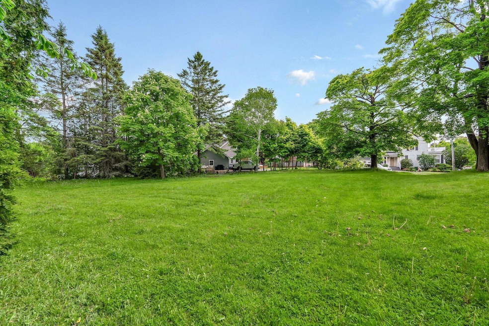 26-web-or-mls-727-hammond-st
