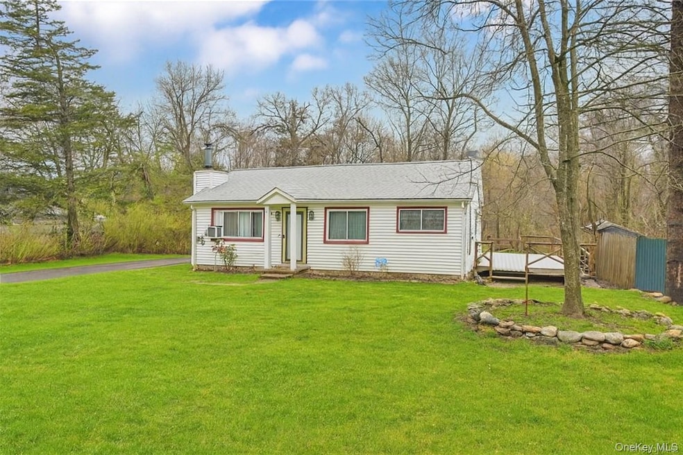 7 Herbst Dr, Monroe, NY 10950 - photo 1