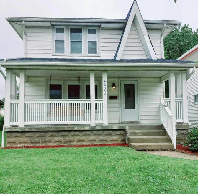 690 S Burgess Ave, Columbus, OH 43204 - photo 1