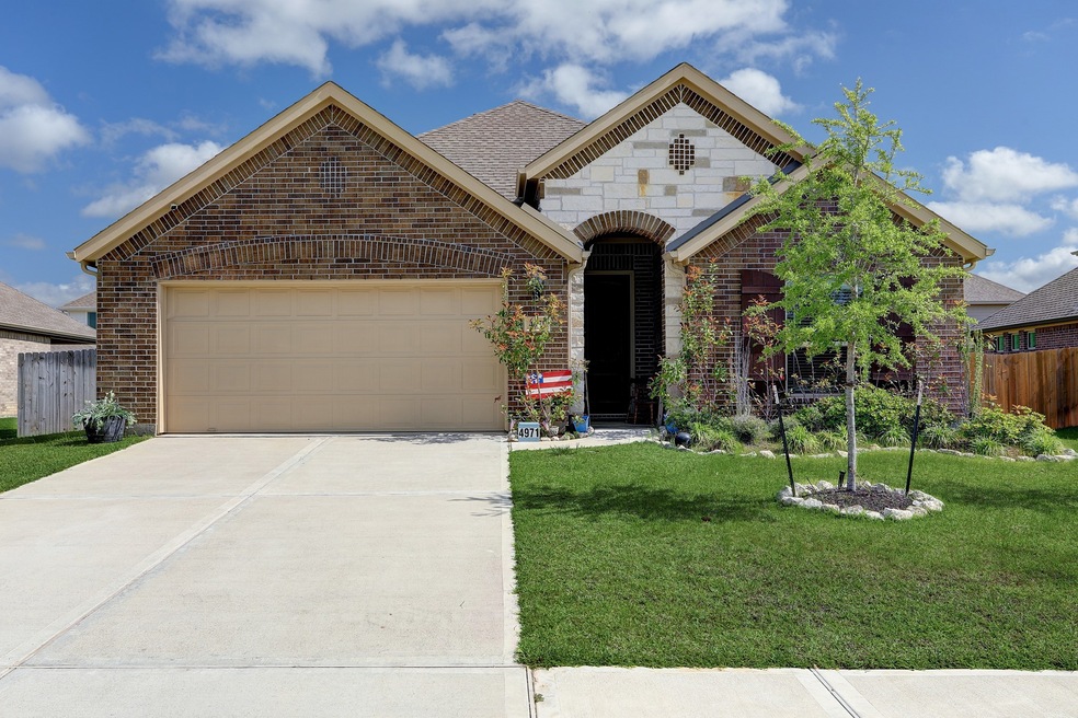 4971 Millican Dr, Pearland, TX 77584 - photo 1